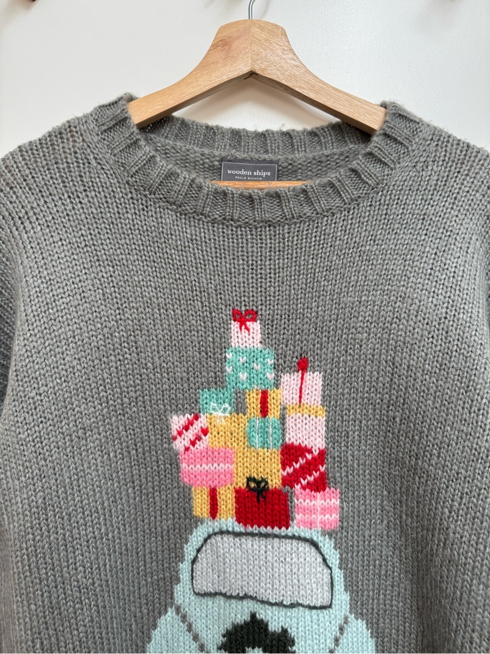 Wooden Ships Wonderful Christmas Sweater Women XS/S Car Gifts Wreath Holiday - Picture 3 of 12